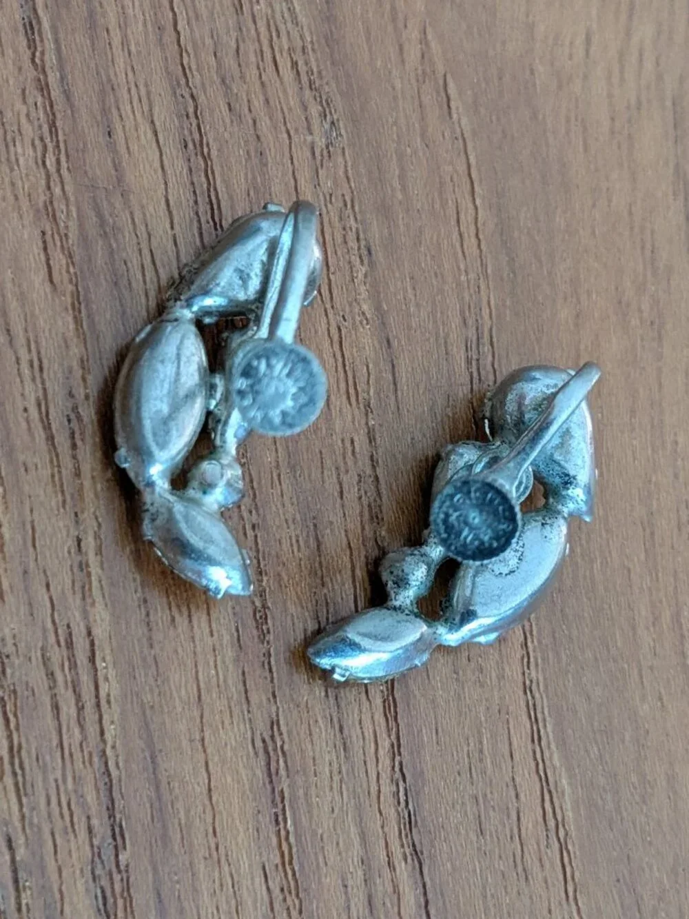 Vintage Silver Tone Filigree Swirl Screw Back Earrings Statement Costume Jewelry